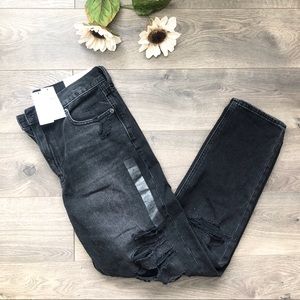 NWT American Eagle Destroyed Black Mom Jean Sz 6